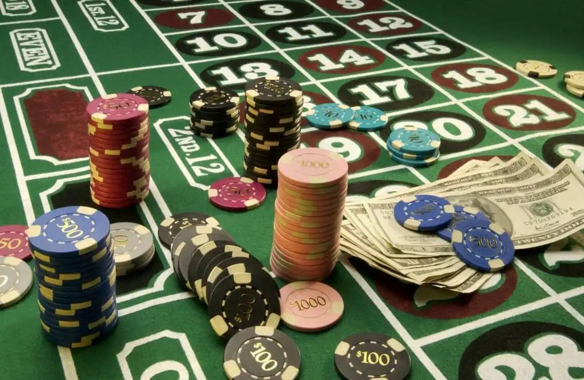 iw018 အွန်လိုင်း ကတ်ဂိမ်းများ Baccarat Poker မြန်မာ ပလက်ဖောင်း